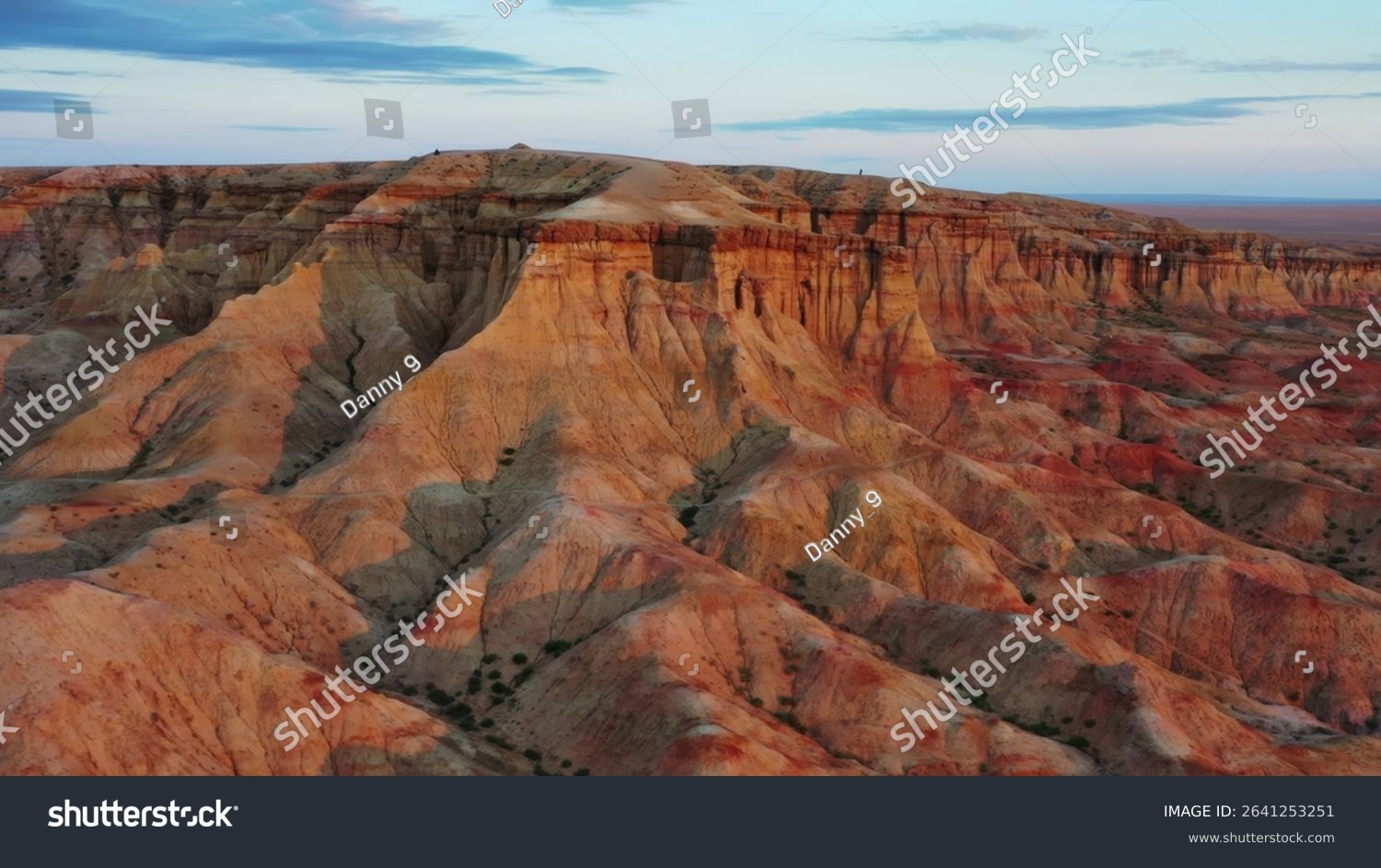 Beatiful Mongolian Gobi Desert Landscapes